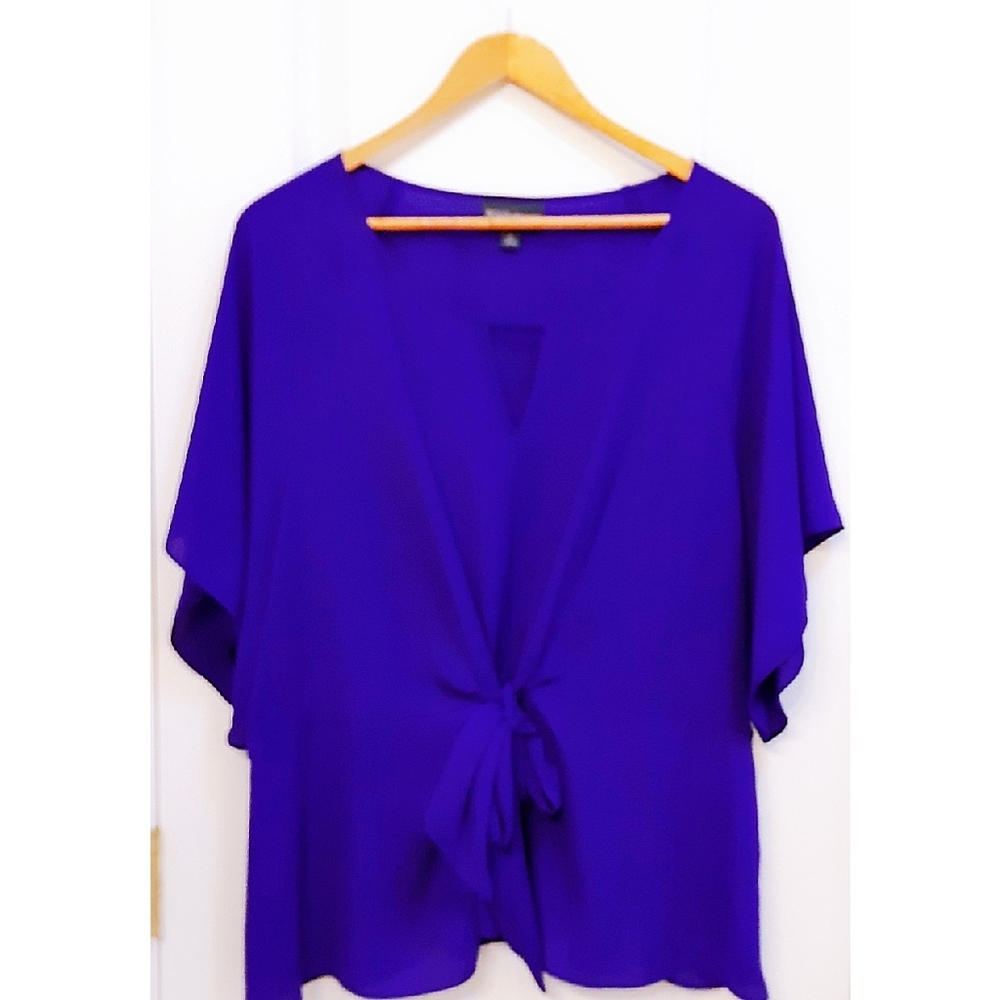 Blue Blouse - Knot Front - Keyhole Neckline XL